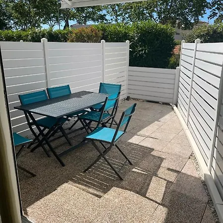 Cap D'agde Apartment *